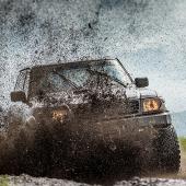Offroad Fahren in unwegsamem Gelände